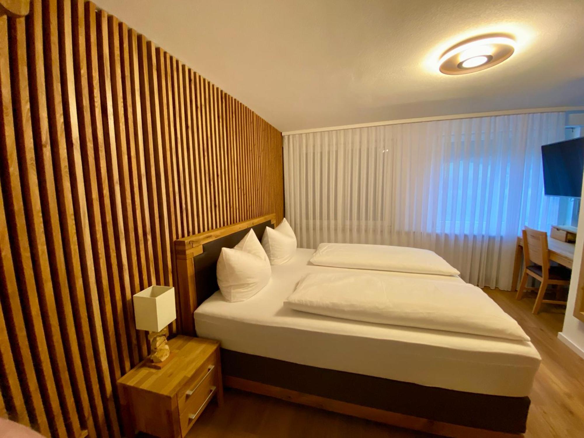Hotel Restaurant Unikat 泽汀恩拉蒂 外观 照片